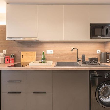 Beautiful & Renovated Aprtm In Piraeus Apartment Luaran gambar