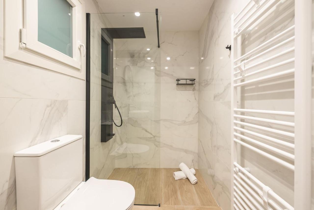 Beautiful & Renovated Aprtm In Piraeus Apartment Luaran gambar