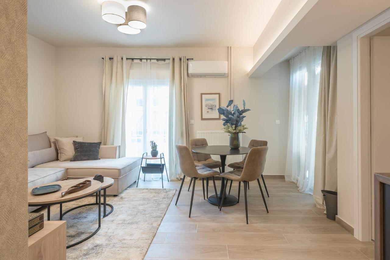 Beautiful & Renovated Aprtm In Piraeus Apartment Luaran gambar